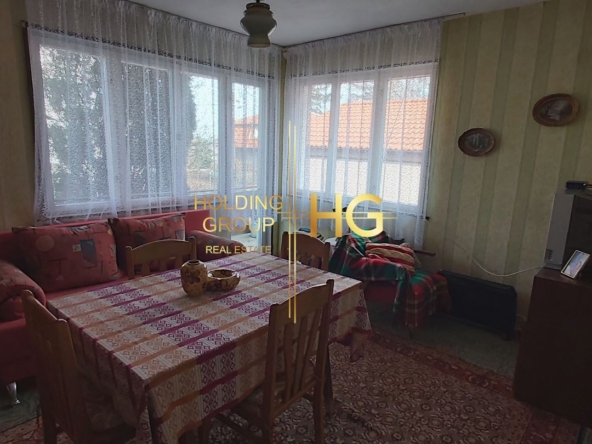 Етаж от къща в кв. Галата - 0