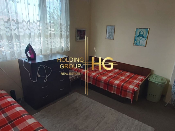 Етаж от къща в кв. Галата - 0