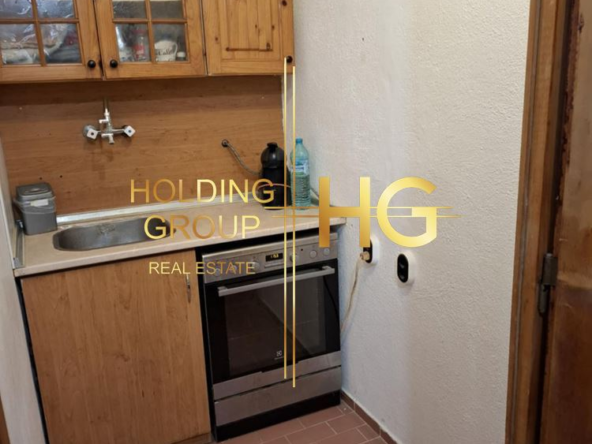 Едностаен - Погреби - 0