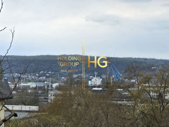 тристаен апартамент в нов жилищен проект в централна част на град Варна. - 0