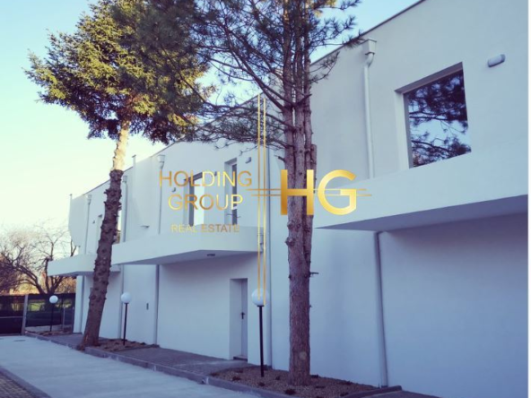 Къща в м-ст Свети Никола - 0