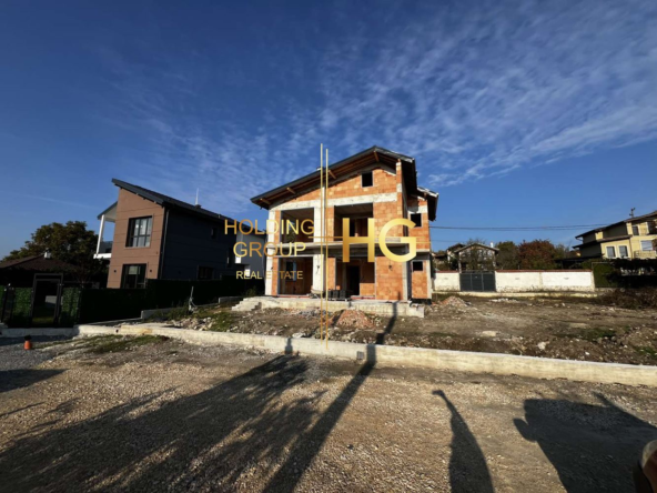 Къща в м-ст Добрева чешма - 0