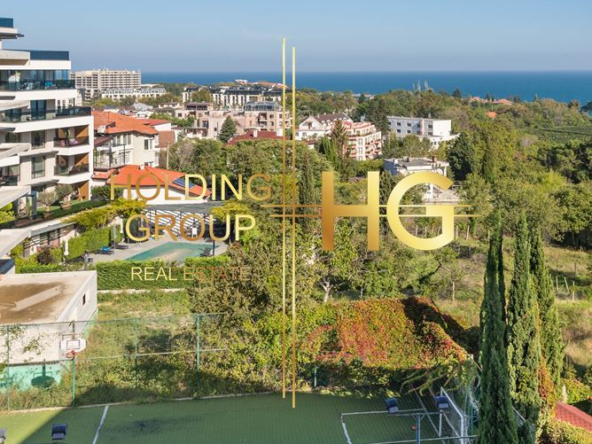 отлично обзаведен тристаен апартамент в к.к. Св.Св. Константин и Елена! - 0