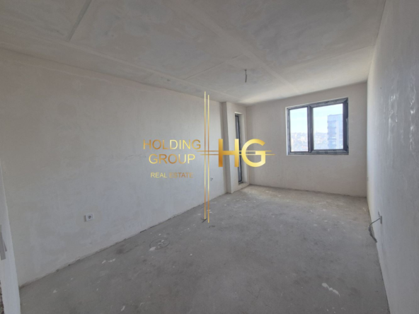 Тристаен апартамент с невероятна и нескриваема морска панорама в кв. Бриз - 0