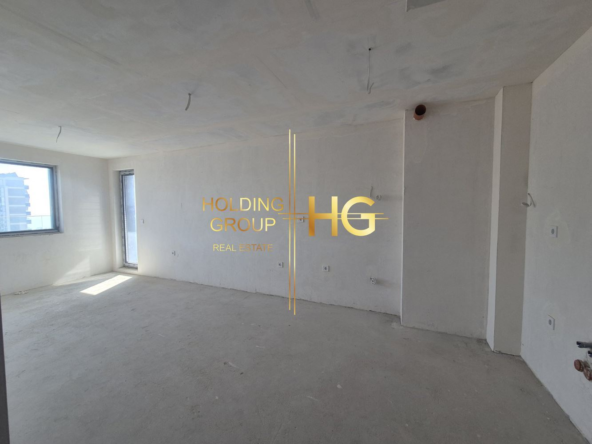 Тристаен апартамент с невероятна и нескриваема морска панорама в кв. Бриз - 0