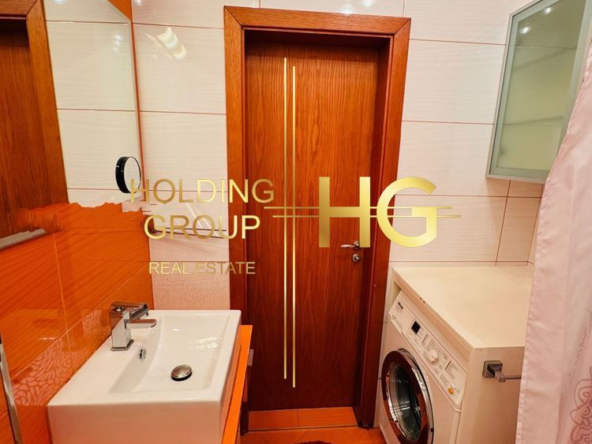 ОБЗАВЕДЕН ТРИСТАЕН АПАРТАМЕНТ В ШИРОК ЦЕНТЪР - 0