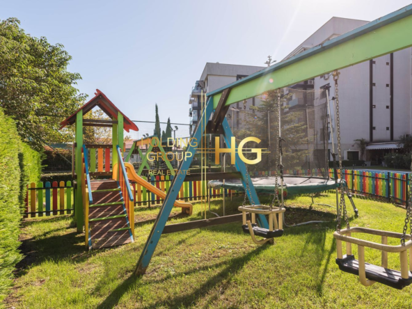 Тристаен апартамент в к.к. Св.Св. Константин и Елена! - 0