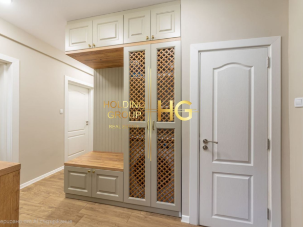 Многостаен апартамент в кв. Чайка - 0