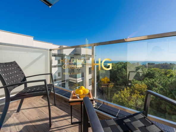 отлично обзаведен тристаен апартамент в к.к. Св.Св. Константин и Елена! - 0