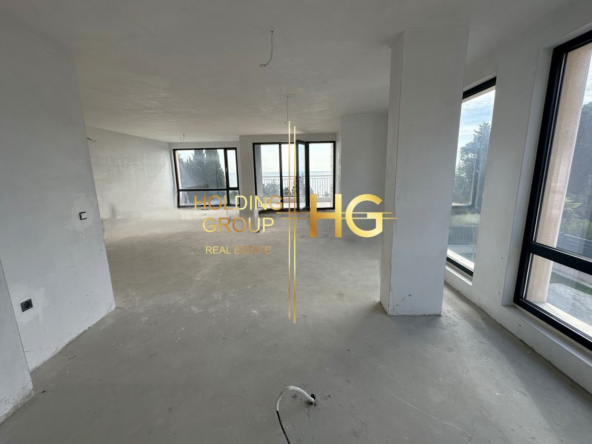 Тристаен апартамент в кв. Галата - 0