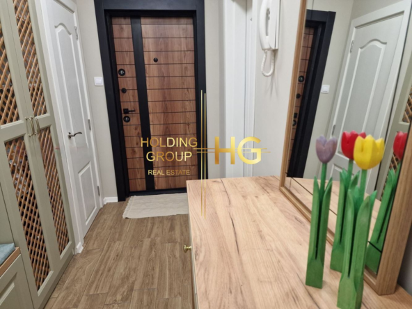 Многостаен апартамент в кв. Чайка - 0