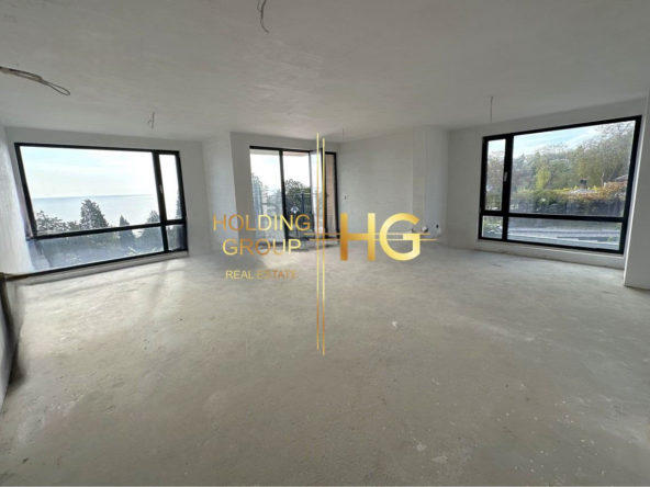 Тристаен апартамент в кв. Галата - 0