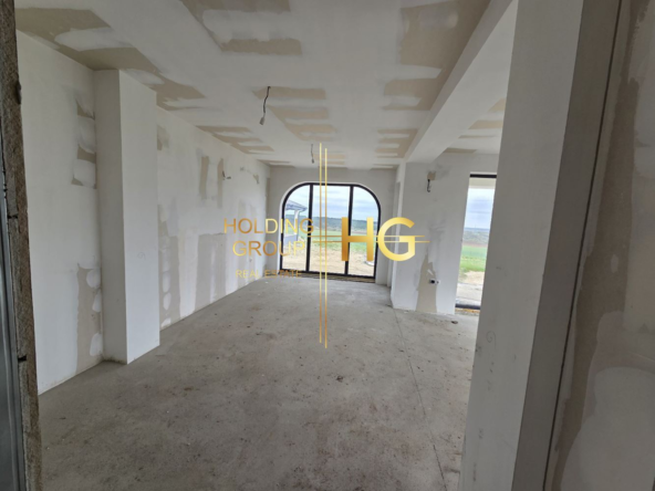 Къща в с. Кичево - 0