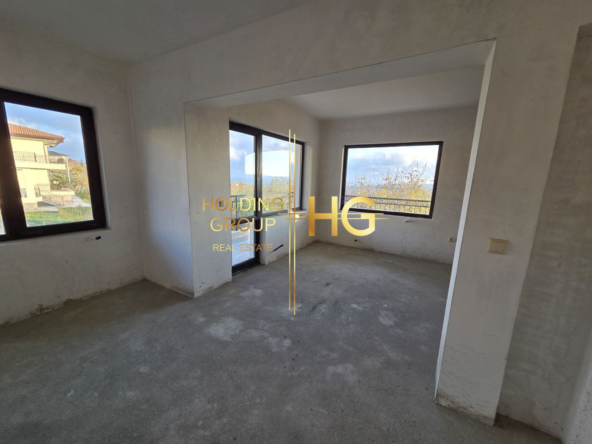 Къща в м-ст Боровец Юг - 0