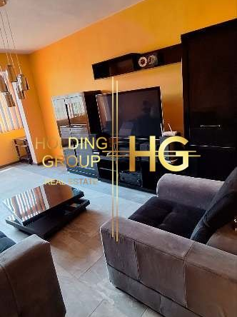 Тристаен апартамент в кв. Чайка - 0