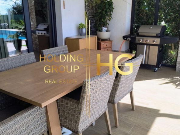 Триетажна къща в с. Близнаци - 0