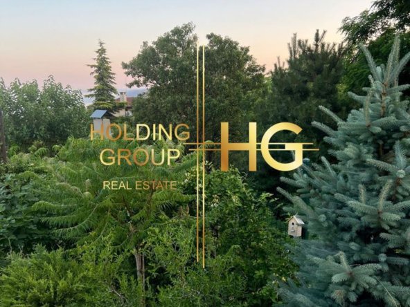 Уникална къща в м-т Траката - 0