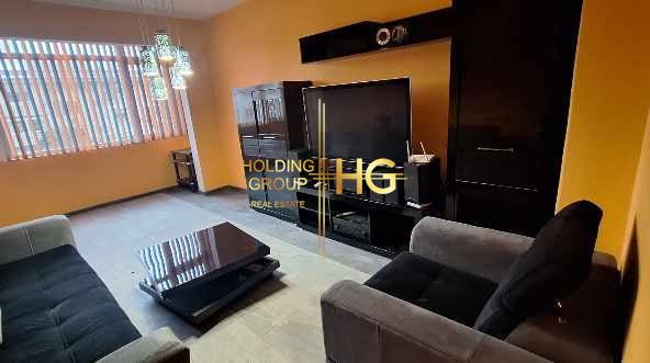 Тристаен апартамент в кв. Чайка - 0