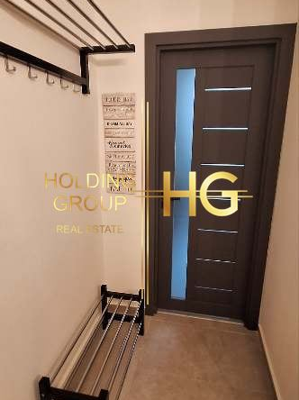 Тристаен апартамент в кв. Чайка - 0