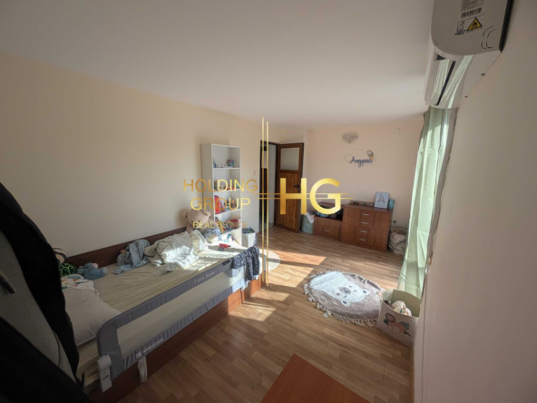 Къща в с. Звездица - 0