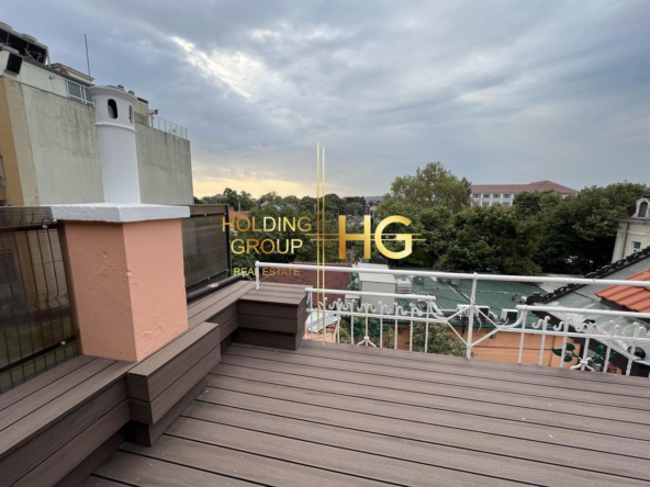 Къща в идеалния център на Варна - 0