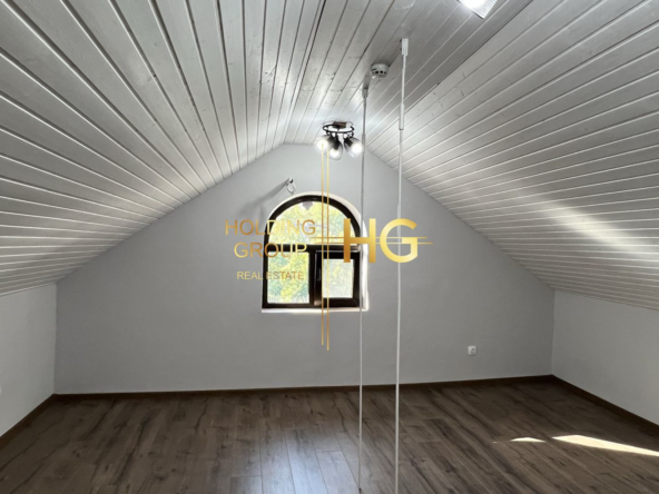 Къща в идеалния център на Варна - 0