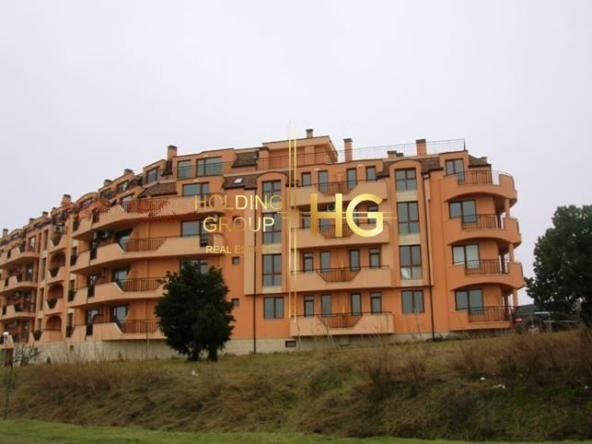 Чисто нов тристаен апартамент Галата - 0