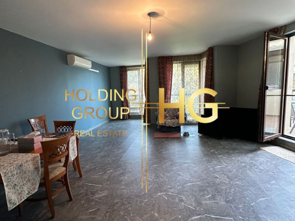 Просторен апартамент в кв. Бриз - 0