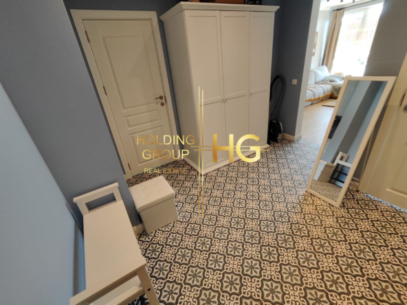 Обзаведен тристаен апартамент в кв. Бриз - 0