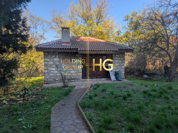 Къща в с. Звездица - 0