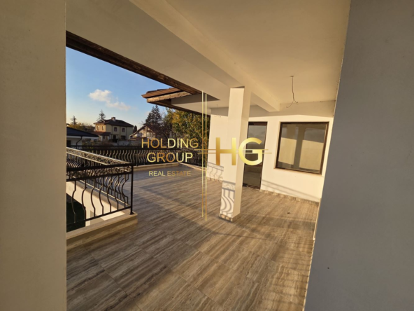 Къща в м-ст Боровец Юг - 0