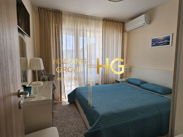 Двустаен обзаведен апартамент - кв. Аспарухово комплекс South Bay - 0