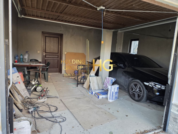 Къща в м-ст Боровец Юг - 0