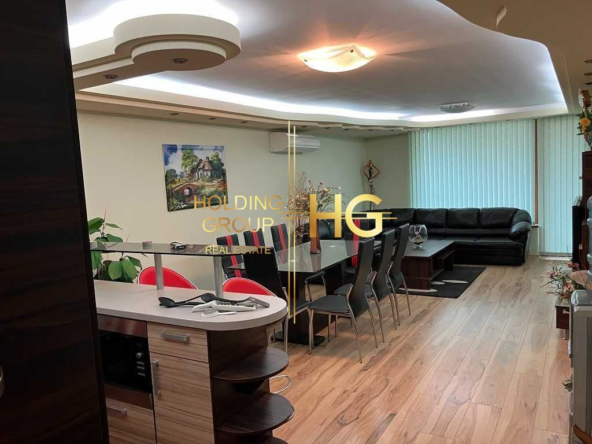 Тристаен луксозно обзаведен Базар Левски - 0