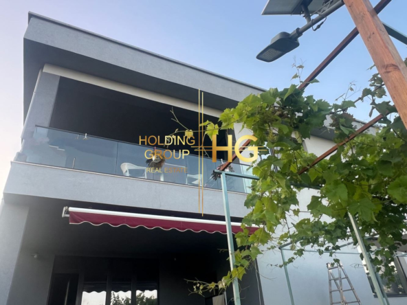 Уникална къща в м-т Траката - 0