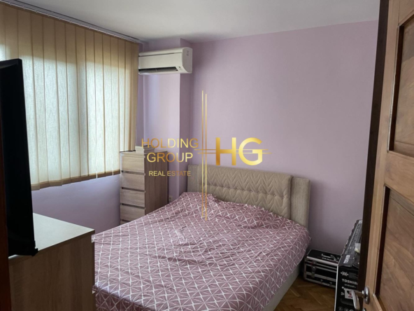 Тристаен апартамент - до бизнес хотела - централна част - 0