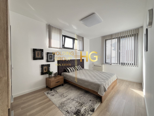 Триетажна къща в с. Близнаци - 0