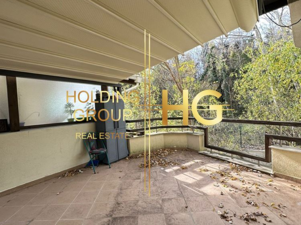 Просторен апартамент в кв. Бриз - 0