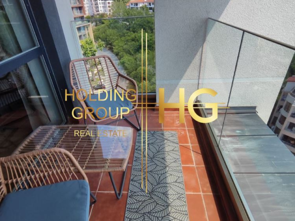 Обзаведен тристаен апартамент в кв. Бриз - 0