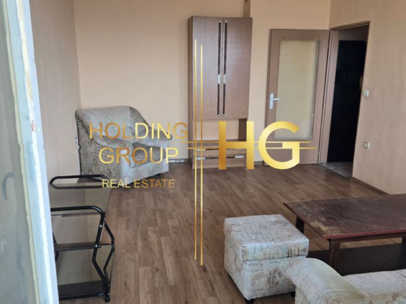 Тристаен апартамент в кв. Левски ул. " Евлоги Георгиев" - 0