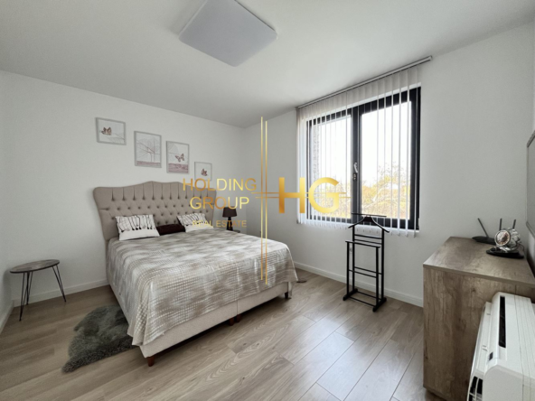 Триетажна къща в с. Близнаци - 0