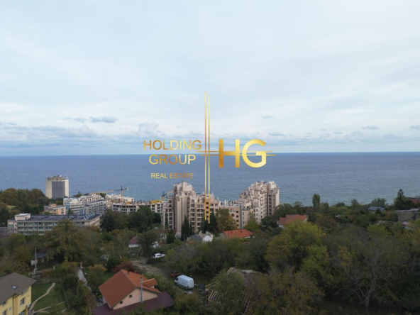 едностаен апартамент с дворче в м-т Ален Мак - 0