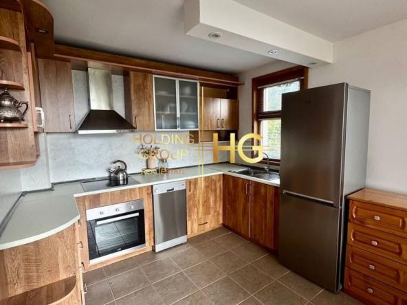 Двуетажна къща в к.к. Албена - 0