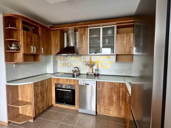 Двуетажна къща в к.к. Албена - 0